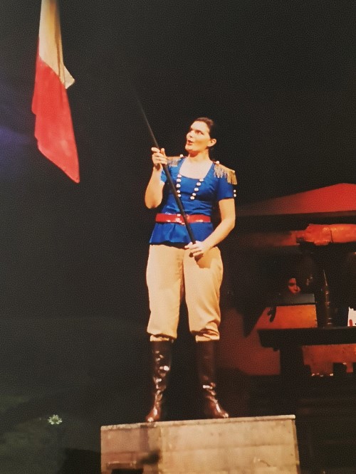 Adela Golac Rilović kao Marie, Gaetano Donizetti <em>Kći pukovnije</em>, HNK u Zagrebu, 2000. 