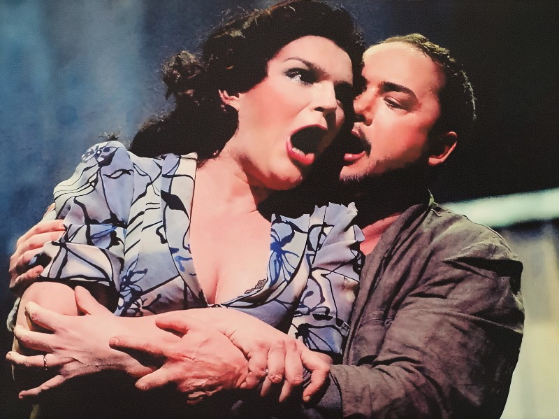 Adela Golac Rilović (Giorgetta) i Marc Heller (Luigi), Giacomo Puccini <em>Plašt</em>, HNK u Zagrebu 2008. 