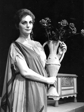 Bianka Dežman (Lucija) – Benjamin Britten, Lukrecija, HNK u Zagrebu, 1951.