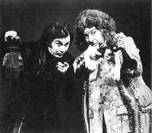 Slobodan Stanković (Doktor Malatesta) i Boris Vajda (Don Pasquale); Hrvatsko narodno kazalište u Zagrebu: Gaetano Donizetti, Don Pasquale, dir. i red. Miro Belamarić, sezona 1984./1985.