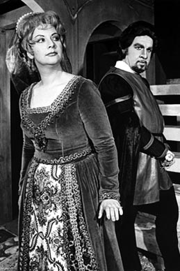 Bozena Ruk-Fočic (Leonora) i Dan Iordaechescu (grof Luna) – Giuseppe Verdi, Trubadur, Seattle Opera, 1975., foto: seattleopera50.com