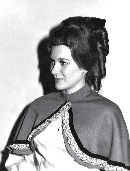 Cynthia Hansell-Bakić kao Mimì, Giacomo Puccini, <em>La Bohème</em>, HNK Split, 1990. 