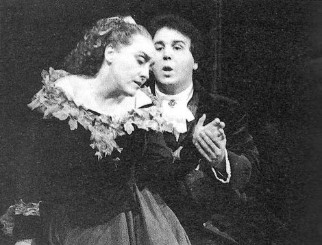 Dunja Vejzović (Thérèse) i Daniel Galvez Vallejo (Armand de Clerval) – Jules Massenet, Thérèse, HNK u Zagrebu, premijera 1989.