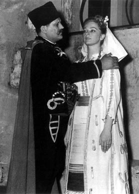 Duško Kukovec (Topan-paša) i Vesna Milatić (Mila) – Jakov Gotovac, Mila Gojsalića, Narodno kazalište Split, 1962.