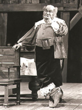 Ferdinand Radovan kao Sir John Falstaff