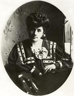 Gabrijela Horvat, 1903.