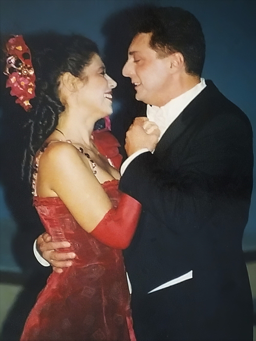 Sanja Uroić (Sylva Varescu) i Miljenko Đuran (Edwin), Emmerich Kálmán <em>Kneginja čardaša</em>, HNK u Osijeku, 1993.