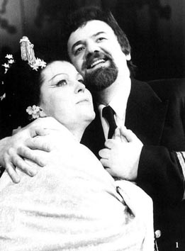 Blaženka Milić (Cho-Cho-San) i Krunoslav Cigoj (Pinkerton) – Giacomo Puccini, Madame Butterfly, HNK u Zagrebu, premijera 1986.