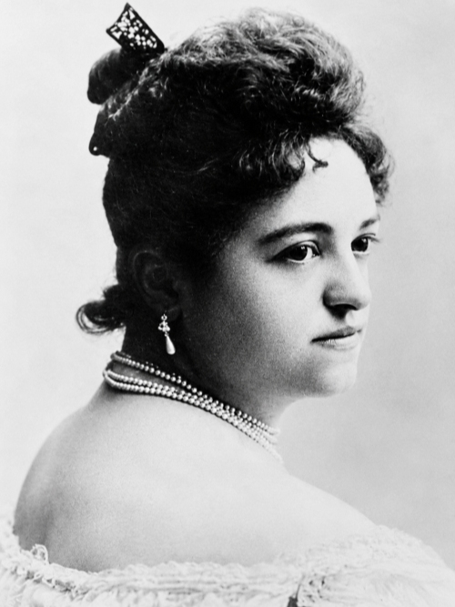 Leonija Brückl (Karlovac, 26. veljače 1857. – Zagreb, 17. kolovoza 1927.)