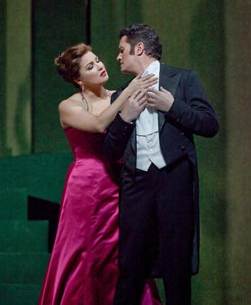 The Metropolitan Opera, New York: Jules Massenet, Manon, dir. Marco Armiliato, red. Laurent Pelly