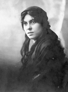 Marta Pospišil (Mignon) – Ambroise Thomas, Mignon, 1921.