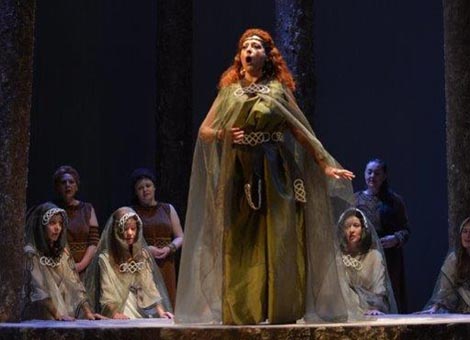 Hrvatsko narodno kazalište u Osijeku: Vincenzo Bellini, Norma, dir. Filip Pavišić, red. Dejan Miladinović