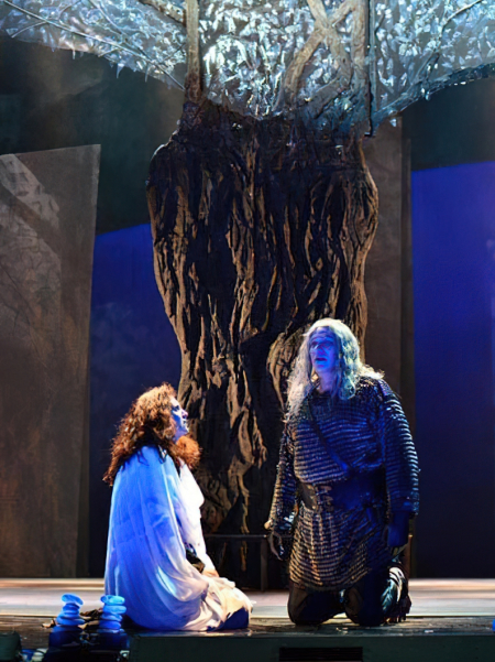 Dubravka Šeparović-Mušović (Kundry) i Egils Silins (Amfortas), Richard Wagner, <em>Parsifal</em>, Hrvatsko narodno kazalište u Zagrebu, 2012.