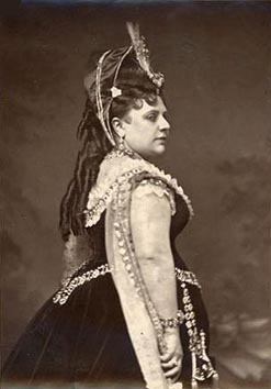 Pauline Guéymard-Lauters 