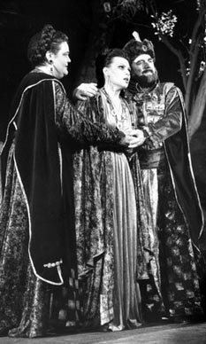 Ivanka Boljkovac (Eva), Marina Jajić (Jelena) i Ratomir Kliškić (Zrinjski) – Ivan pl. Zajc, Nikola Šubić Zrinjski, Splitsko ljeto, premijera 1991.