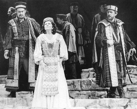  Ivica Gržanić (Petar Kulišić), Ruža Pospiš-Baldani (Mila), Ivica Šarić (Ivan Gojsalić) – Jakov Gotovac, Mila Gojsalića, HNK u Zagrebu, 1995.