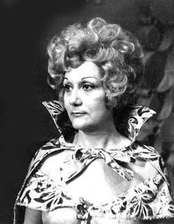 Štefica Petrušić (Maria) – Gaetano Donizetti, Kći pukovnije, HNK u Osijeku, 1974.