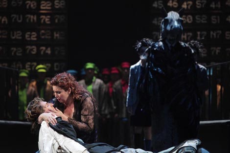 Andreas Schager (Siegfried), Lisa Livingston (Brünnhilda); Pfalztheater Ludwigshafen, dir. Karl-Heinz Steffen, red. Hasgünther Heyme, foto: Gert Kiermeyer