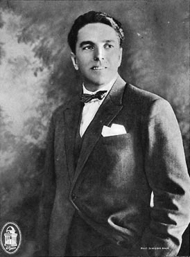 Tino Pattiera 