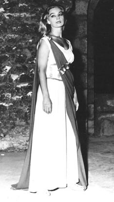 Vesna Milatić (Adalgisa) – Vincenzo Bellini, Norma. Splitske ljetne priredbe, 1958.