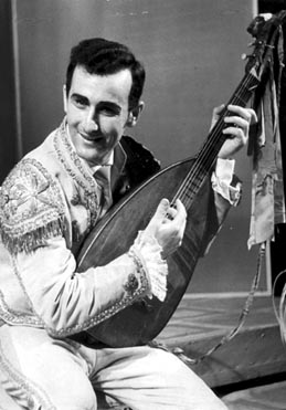 Zlatko Foglar (Figaro) – Gioachino Rossini, Seviljski brijač, HNK u Osijeku, debi 22. listopada 1961.