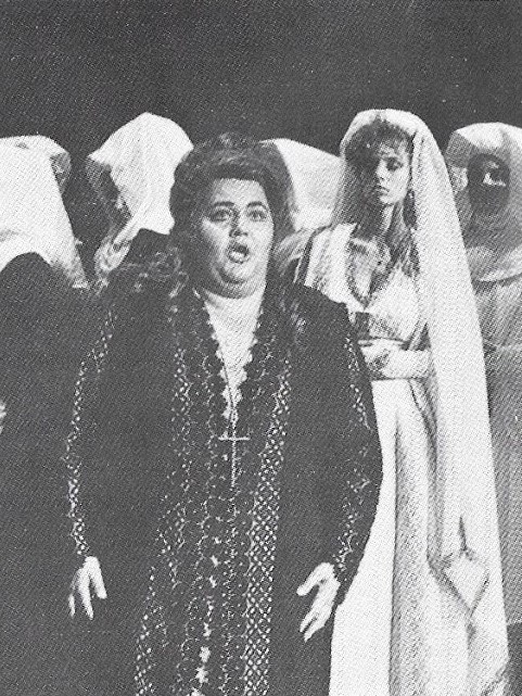 Janez Lotrič (Manrico), Ivanka Boljkovac (Leonora) i zbor Opere, Narodno kazalište „Ivan Zajc“, Rijeka, listopad 1990.